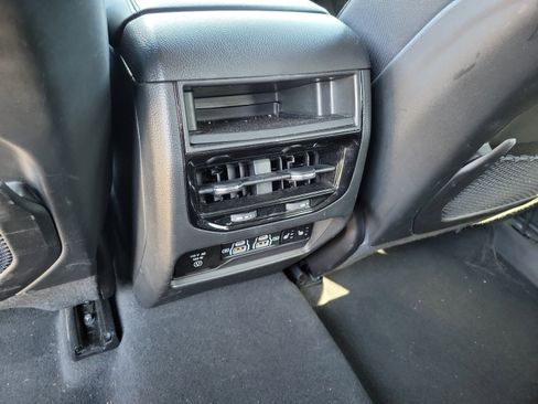 Used 2024 Jeep Grand Cherokee Trailhawk AWD/4WD image 12