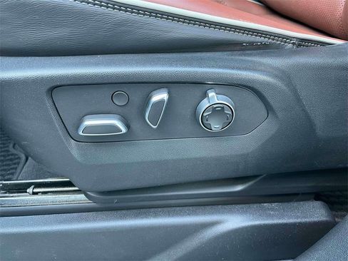 Certified 2024 GMC Yukon XL Denali Ultimate image 31