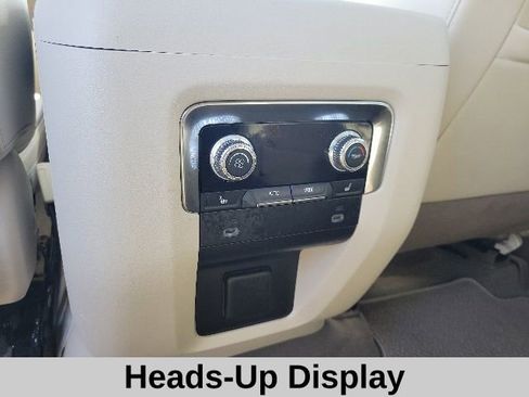 Used 2024 GMC Yukon XL Denali AWD/4WD image 7