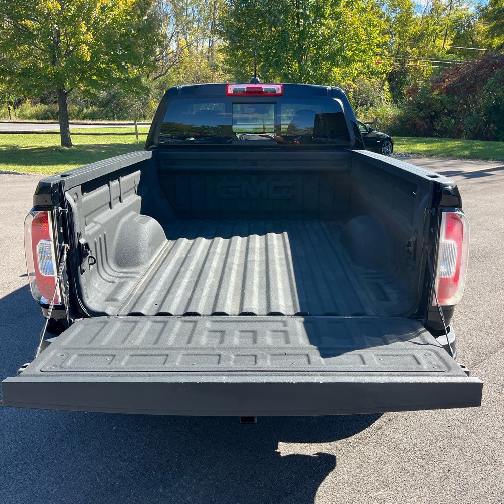 Used 2018 GMC Canyon SLT w/ Driver Alert Package AWD/4WD image 9