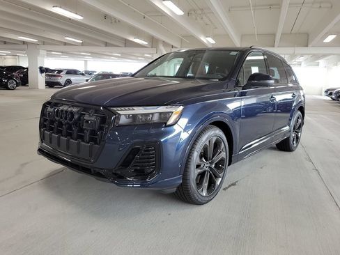 Used 2025 Audi Q7 3.0T Prestige w/ Prestige Package AWD/4WD image 4