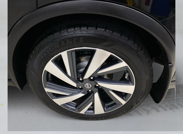 Used 2017 Nissan Murano Platinum w/ Platinum Technology Package AWD/4WD image 19