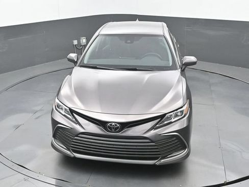 Used 2023 Toyota Camry LE FWD image 14