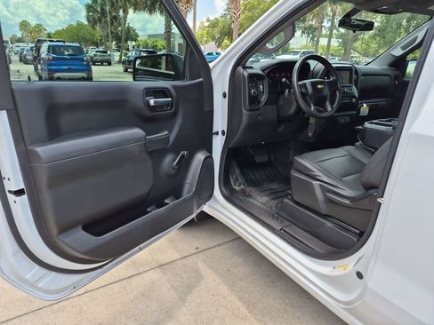 Used 2021 Chevrolet Silverado 1500 W/T RWD image 7