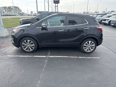 Used 2019 Buick Encore Preferred image 2