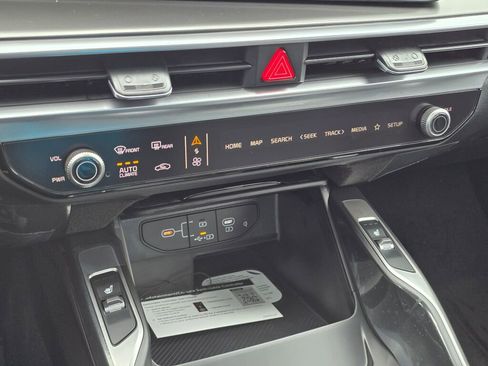 New 2026 Kia Sorento EX w/ EX Premium Package AWD/4WD image 27