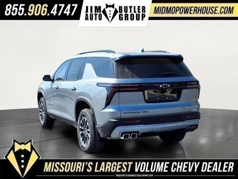 New 2026 Chevrolet Traverse Z71 w/ LPO, Floor Liner Package AWD/4WD image 6