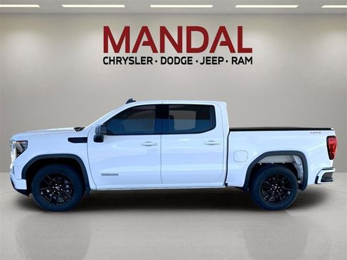 Used 2023 GMC Sierra 1500 Elevation image 9