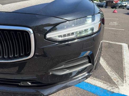 Used 2018 Volvo S90 T5 Momentum w/ Convenience Package FWD image 7
