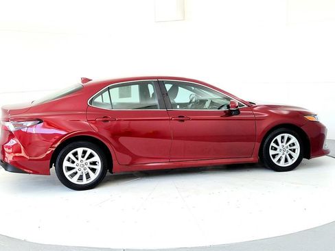 Used 2021 Toyota Camry LE w/ Cold Weather Package FWD image 6
