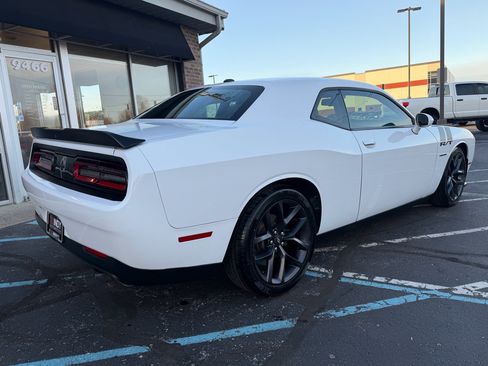 Used 2020 Dodge Challenger R/T w/ Blacktop Package image 5