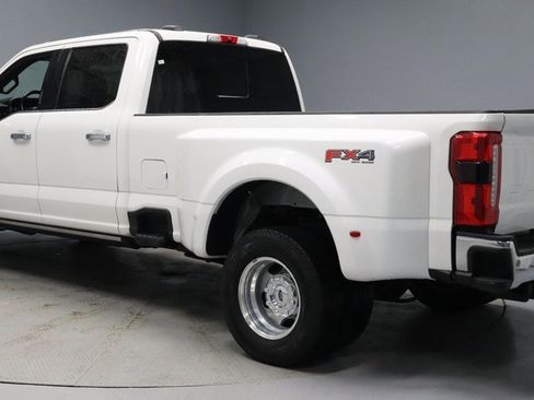 Certified 2023 Ford F350 Lariat w/ Lariat Ultimate Package image 9