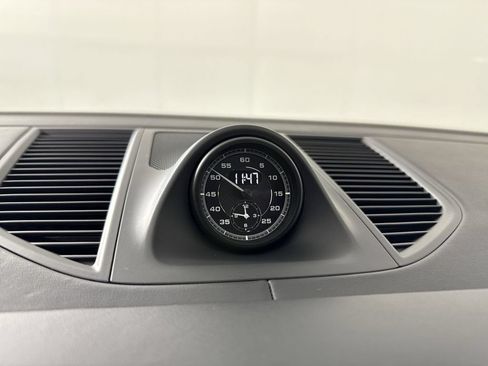 Certified 2026 Porsche Macan S AWD/4WD image 29