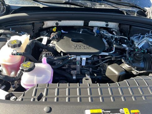 New 2026 Jeep Grand Cherokee Limited image 3