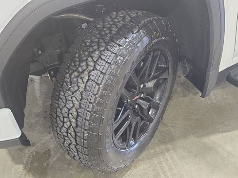 New 2026 GMC Sierra 1500 Elevation image 31