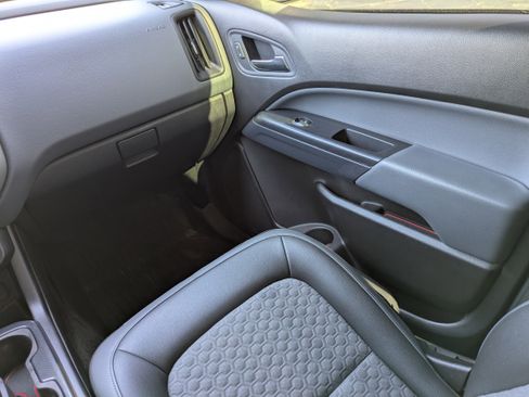 Certified 2017 Chevrolet Colorado Z71 image 16