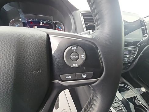 Used 2019 Honda Pilot Touring image 19