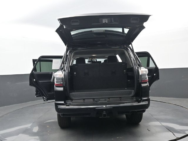 Used 2014 Toyota 4Runner Limited RWD image 33