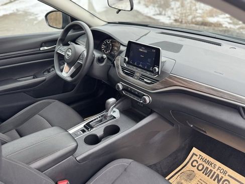 Used 2025 Nissan Altima 2.5 SV image 20