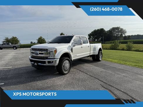 Used 2017 Ford F450 Lariat w/ Lariat Ultimate Package AWD/4WD image 1