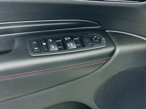 Used 2025 Dodge Durango GT RWD image 15