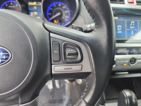 Used 2017 Subaru Outback 2.5i Premium image 17