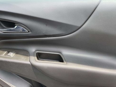 Used 2023 Chevrolet Equinox LT FWD image 7