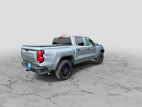 Used 2025 Chevrolet Colorado Trail Boss AWD/4WD image 8