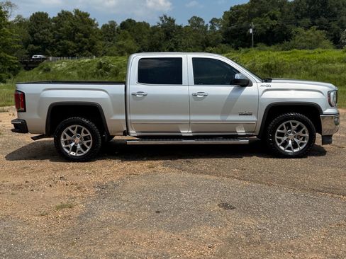 Used 2018 GMC Sierra 1500 SLT w/ Texas SLT Premium Package image 6