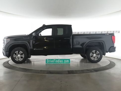 Used 2022 GMC Sierra 1500 Pro w/ Pro Value Package AWD/4WD image 9