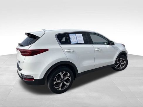 Used 2020 Kia Sportage LX image 6