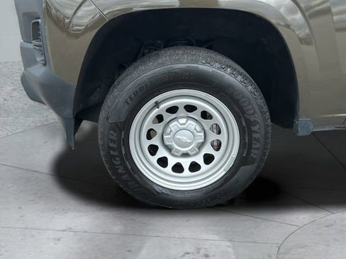 Certified 2024 Chevrolet Colorado W/T RWD image 25