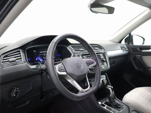 Used 2024 Volkswagen Tiguan S image 15