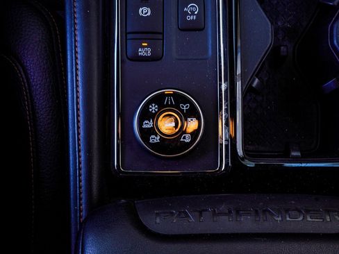 Used 2023 Nissan Pathfinder Rock Creek image 22