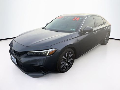 Used 2024 Honda Civic EX-L image 3