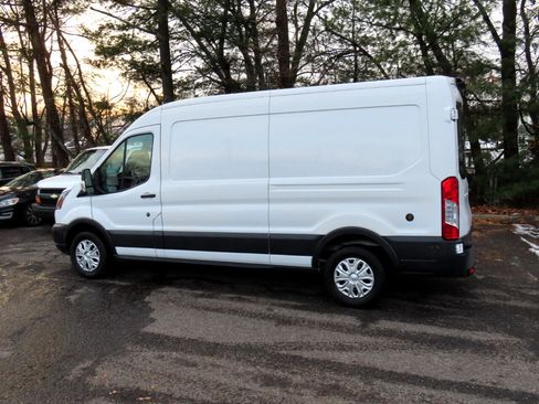 Used 2018 Ford Transit 150 T-150 148 Med Rf 8600 GVWR Sl image 3