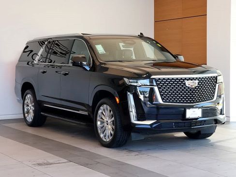 Used 2024 Cadillac Escalade ESV Premium Luxury AWD/4WD image 7