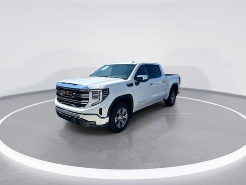 Used 2025 GMC Sierra 1500 SLT RWD image 5