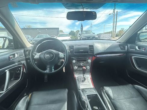 Used 2009 Subaru Outback 2.5i Limited image 18
