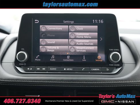 Used 2025 Nissan Rogue SV AWD/4WD image 14