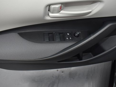 Used 2025 Toyota Corolla LE FWD image 14