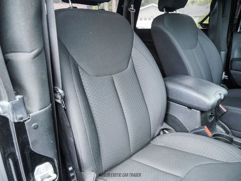 Used 2017 Jeep Wrangler Sport AWD/4WD image 49