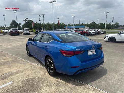 Used 2024 Nissan Sentra SV FWD image 5