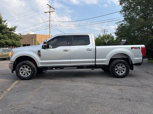 Used 2017 Ford F250 XLT w/ XLT Premium Package AWD/4WD image 4