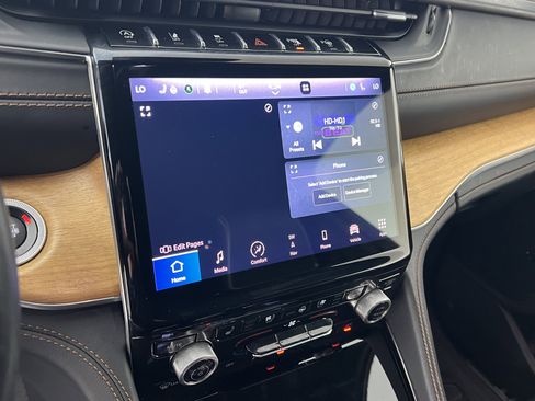 Used 2021 Jeep Grand Cherokee L Summit image 31