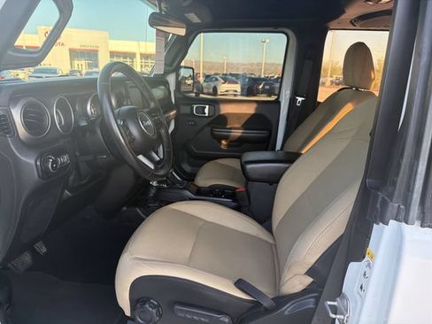 Used 2018 Jeep Wrangler Sport AWD/4WD image 23