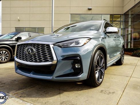 Certified 2025 INFINITI QX55 Luxe w/ Accent Package image 8