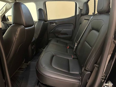 Used 2019 Chevrolet Colorado Z71 w/ Z71 Midnight Edition image 23