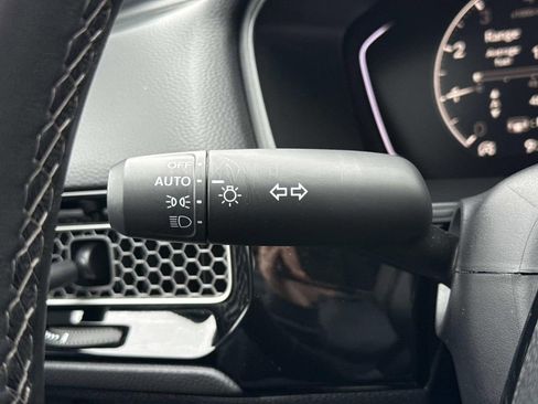 Used 2025 Honda Civic Sport image 10