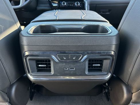 Used 2023 GMC Sierra 1500 Denali w/ Technology Package AWD/4WD image 21
